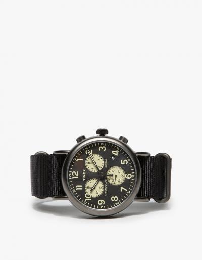 Timex Weekender Chrono In Black