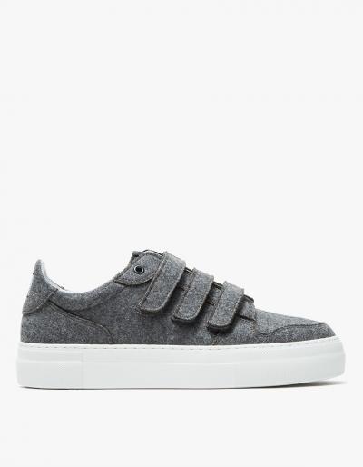 Ami 3-strap Trainer