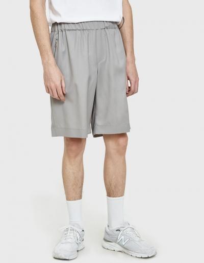 A Kind Of Guise Aces Shorts In Warm Grey