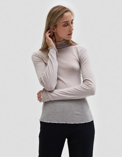 Baserange Oki Turtleneck