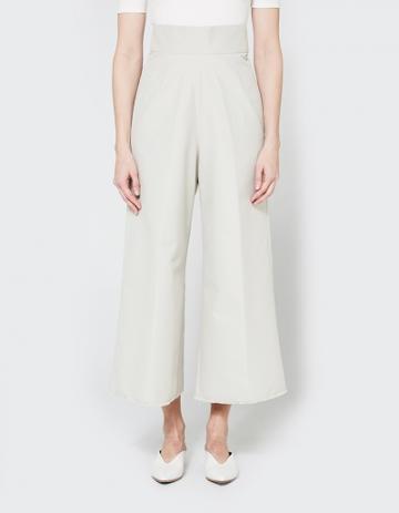 Delfina Balda Nica Pant