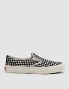Vault By Vans The Slip-on 66 Lx In Marshmallow/black