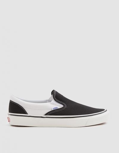 Vans Classic Slip On 98 Dx Anaheim Factory Sneaker In Black