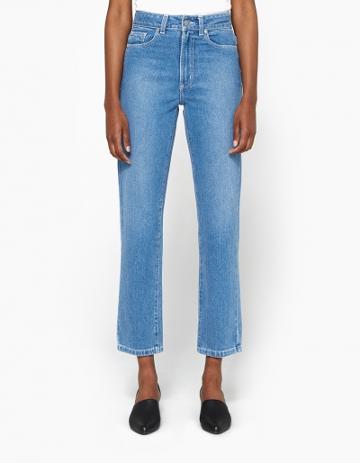 Need Cousin Fit In Isla