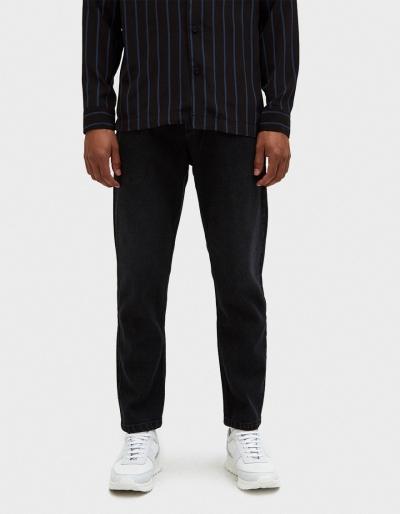 Cmmn Swdn Maxime Crop Jeans In Black