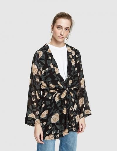 Ganni Carlton Georgette Kimono In Black