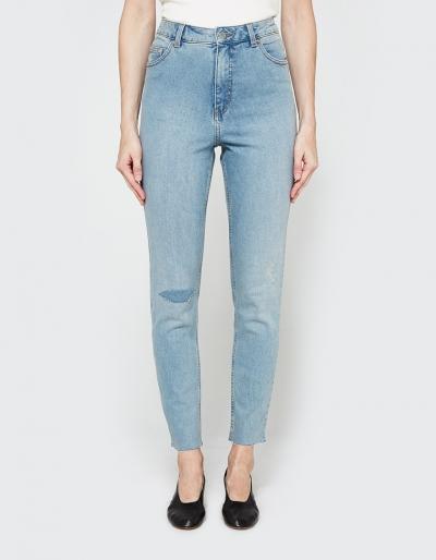 Cheap Monday Donna In Fanbase