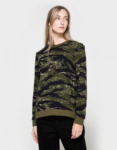 6397 Camo Zip