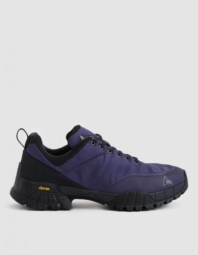 Roa Oblique Trail Sneakers In Navy
