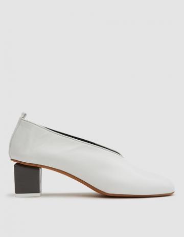 Gray Matters Mildred Classica In Bianco