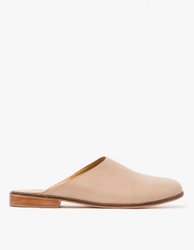 Martiniano Muller In Beige