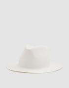 Clyde Shade Hat In White