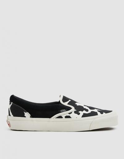 Vault By Vans Og Classic Slip-on Lx Sneaker In Cow Black/cow