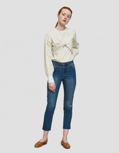 A.p.c. Jean Droit Coupe In Washed Indigo