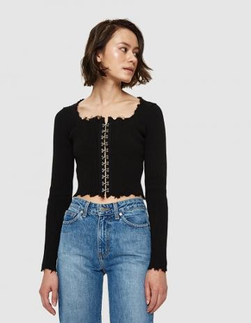 Which We Want Leo Top In Black