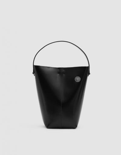 Kara Pinch Pail In Void