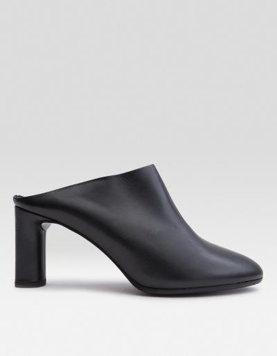 Robert Clergerie Eolo Mule In Black Calf