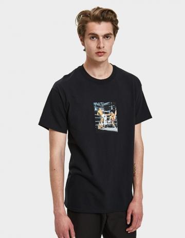 Vier Antwerp Vier 8 Limbs Tee In Black