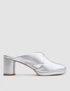 Intentionally Blank Petra Heel In