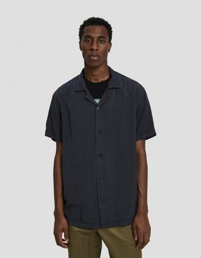 Insight The Reckoner Resort Button Up