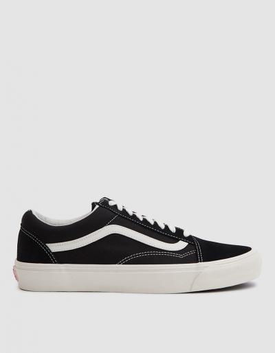 Vault By Vans Og Old Skool Lx Sneaker In Black/marshmallow