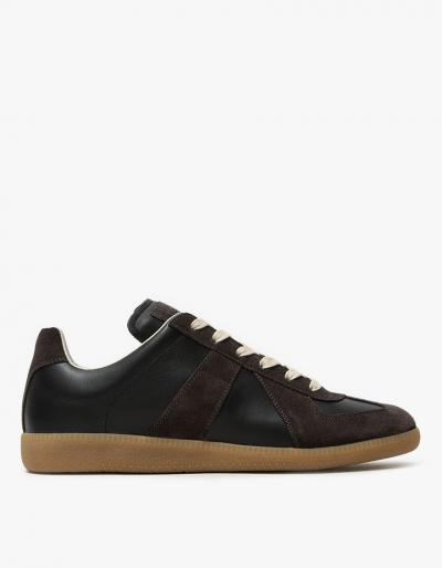 Maison Margiela Replica Trainer In Black