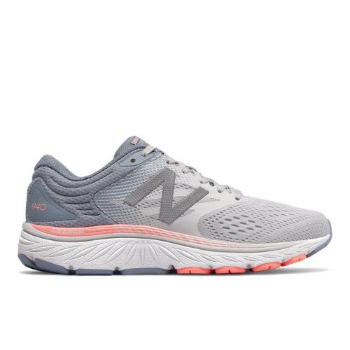 New Balance Women's 940v4