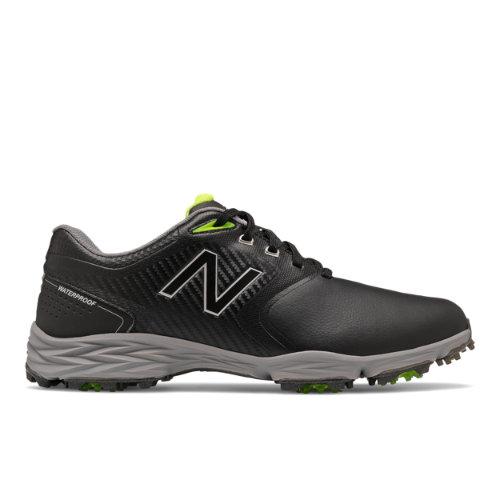 New Balance Mens Striker V2