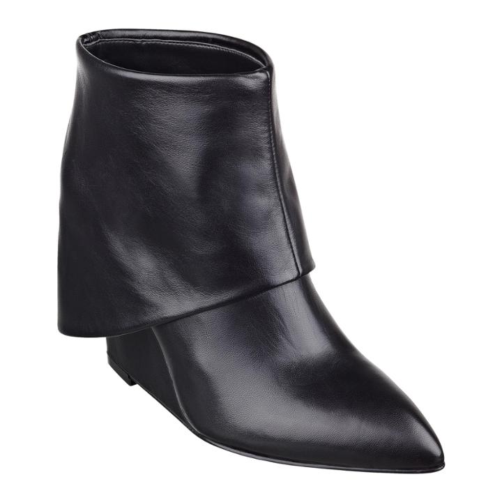 Nine West Hissyfit Wedge Booties
