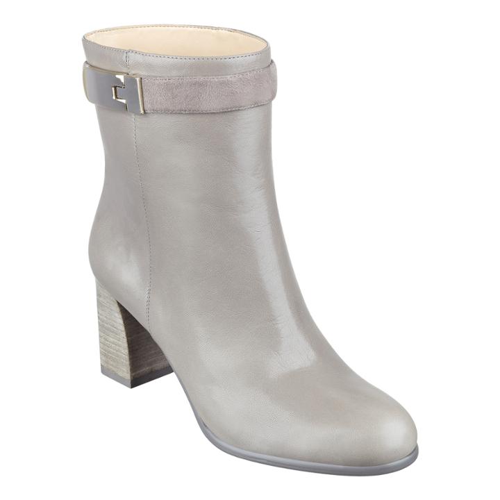 Nine West Intimidate Pull-on Booties
