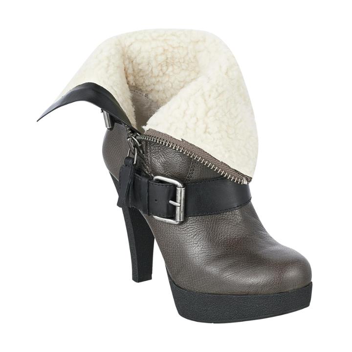 Nine West Ireesh Platform Bootie