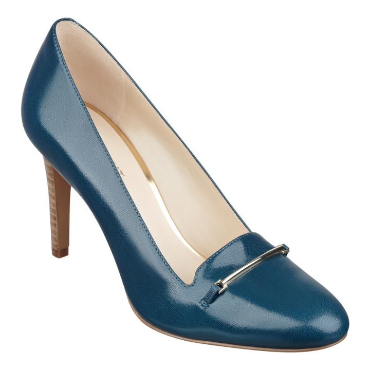 Nine West Hiatus Round Toe Pumps