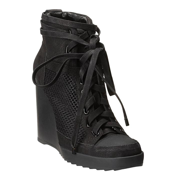 Nine West Evlo Sneaker