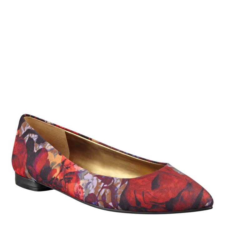 Nine West Onlee Pointy Toe Flats