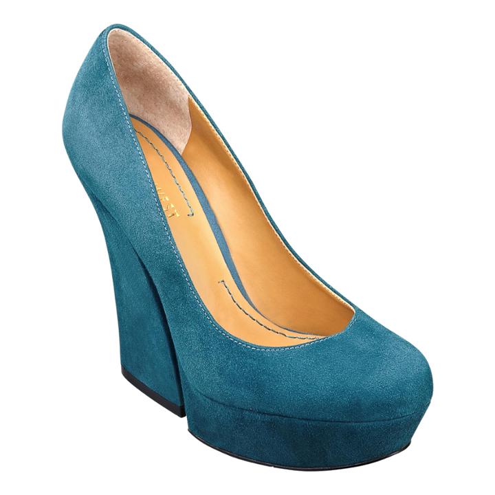 Nine West Blossum Round Toe Pump