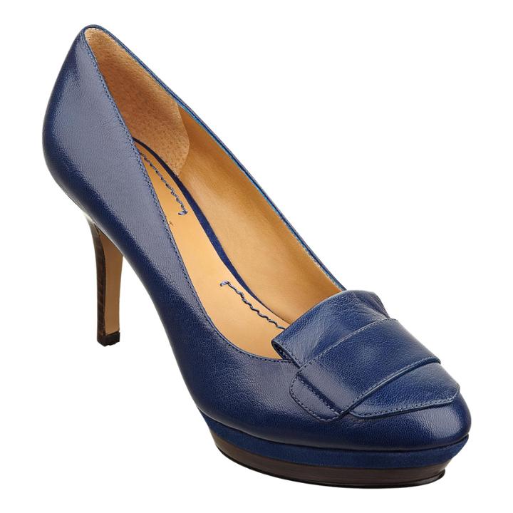 Nine West Shooter Round Toe Pump