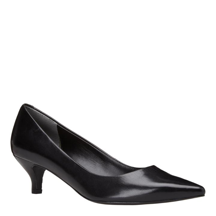 Nine West Oaks