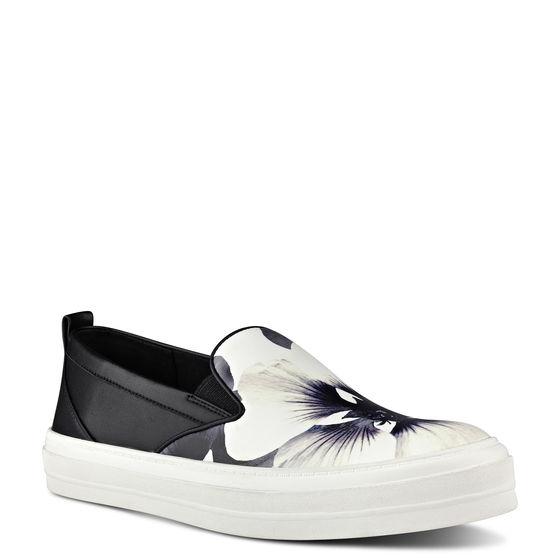 Nine West Olsen Slip-on Sneakers