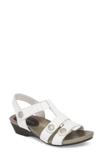 Women's Aravon Standon Sandal B - White