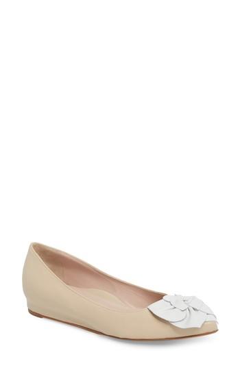 Women's Taryn Rose Collection Rialta Flat M - White
