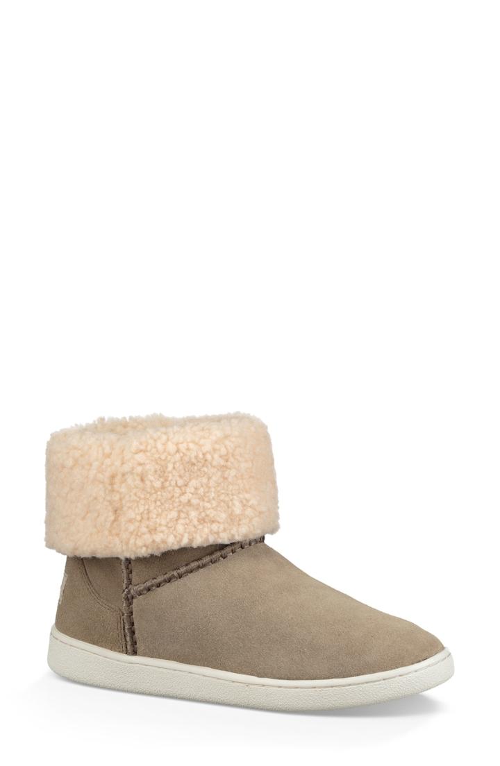 Women's Ugg Mika Classic Genuine Shearling Sneaker