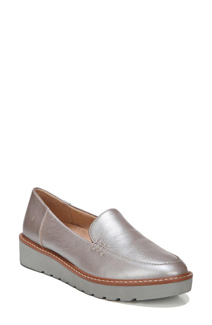Women's Naturalizer Andie Loafer W - Metallic