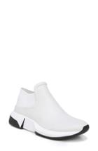 Women's Via Spiga Veila Slip-on Sneaker .5 M - White