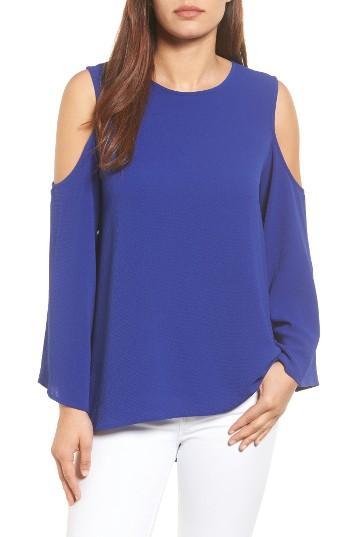 Petite Women's Vince Camuto Cold Shoulder Blouse, Size P - Blue