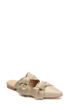 Women's Bill Blass Scout Bow Pointy Toe Mule M - Beige