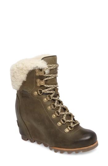 Women's Sorel Conquest Genuine Shearling Cuff Waterproof Boot M - Green
