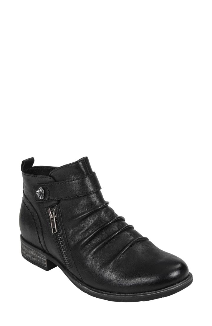 Women's Earth Brook Bootie M - Black
