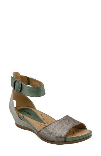 Women's Earth Hera Sandal .5 M - Grey