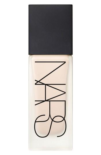 Nars All Day Luminous Weightless Liquid Foundation - Mont Blanc