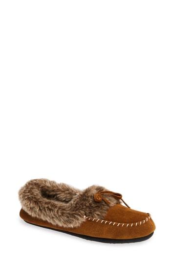 Women's Acorn Faux Fur Trim Moccasin Indoor/outdoor Slipper - Brown